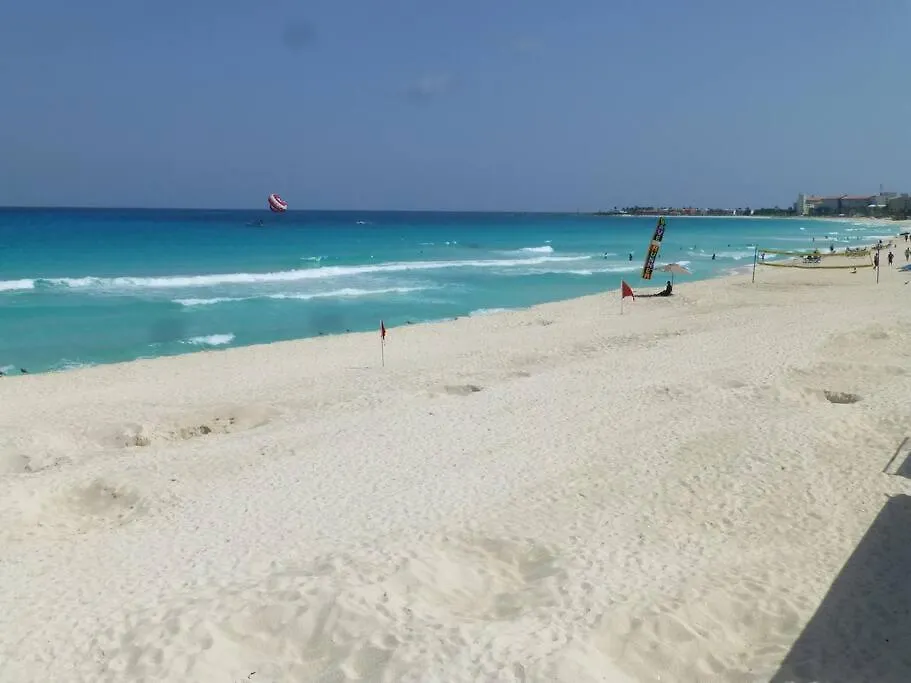 Great Price, Beautiful Beach And Pool, 1 Bedroom Cancún Mexico